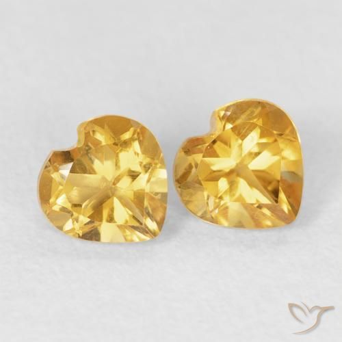 Shop natural 0.90ct Doré Citrine gems, Cœur, from Brésil at GemSelect. In stock, global shipping!