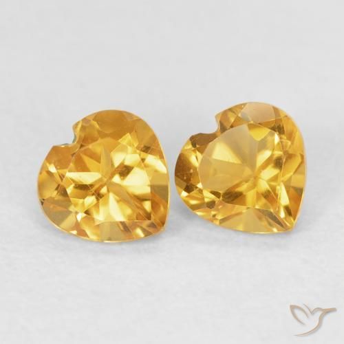 Shop natural 0.90ct Doré Citrine gems, Cœur, from Brésil at GemSelect. In stock, global shipping!