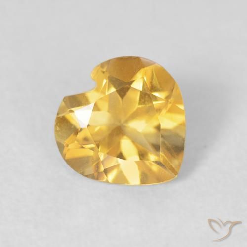 Citrine Doré vif naturelle Cœur, 0.60 ct, VVS