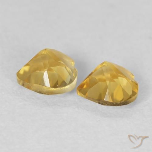 Shop natural 0.94ct Doré Citrine gems, Cœur, from Brésil at GemSelect. In stock, global shipping!