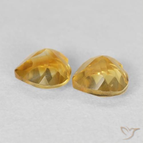 Shop natural 0.88ct Doré Citrine gems, Cœur, from Brésil at GemSelect. In stock, global shipping!