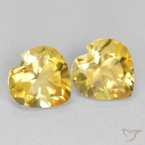 Shop natural 1.40ct Doré vif Citrine gems, Cœur, from Brésil at GemSelect. In stock, global shipping!