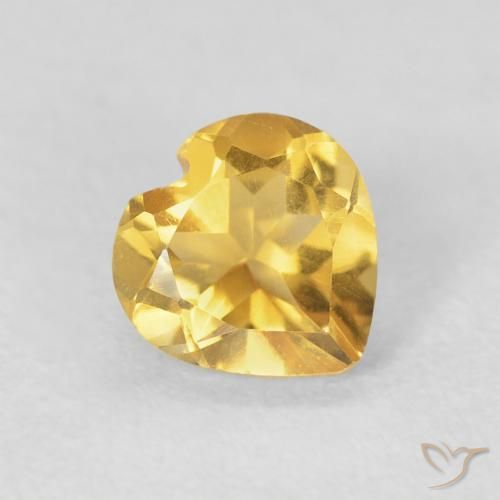 Citrine Doré vif naturelle Cœur, 0.67 ct, VVS-VS