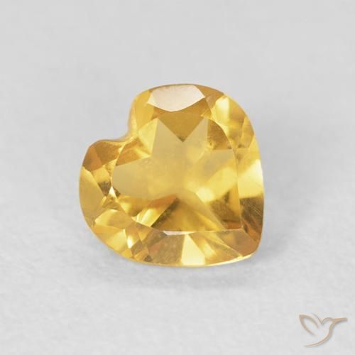Citrine Or moyen naturelle Cœur, 0.61 ct, VVS-VS