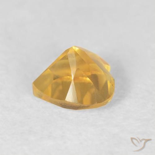 Citrine Doré moyen naturelle Cœur, 0.46 ct, VVS