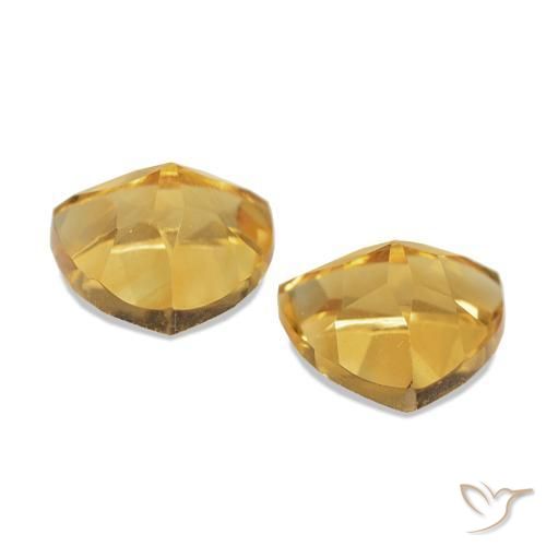 Shop natural 1.38ct Medium Dark-Golden Citrine gems, Trillion, from Brésil at GemSelect. In stock, global shipping!