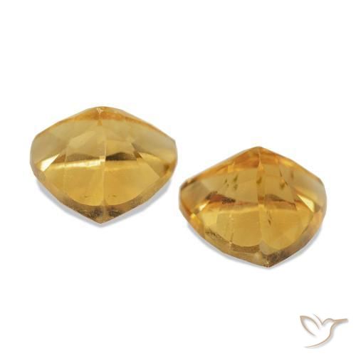 Shop natural 1.48ct Doré vif Citrine gems, Trillion, from Brésil at GemSelect. In stock, global shipping!