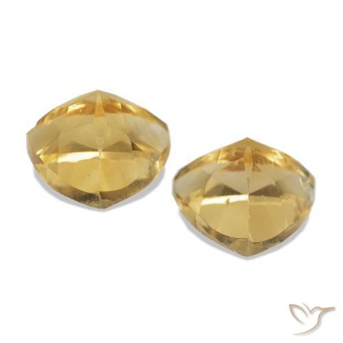 Shop natural 1.49ct Orange doré profond Citrine gems, Trillion, from Brésil at GemSelect. In stock, global shipping!