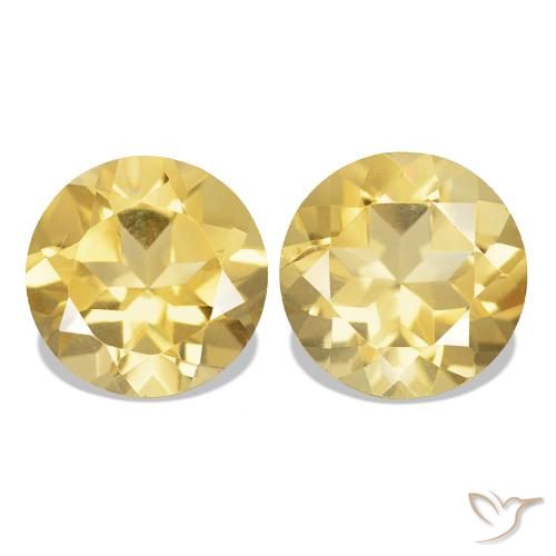 Shop natural 2.23ct Jaune doré léger Citrine gems, Coupe roude, from Brésil at GemSelect. In stock, global shipping!