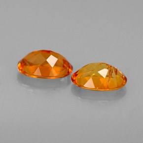 Achetez naturel ct Jaune orange Clinohumite gems, Coupe ovale, En provenance Tanzanie chez GemSelect. En stock, livraison internationale!