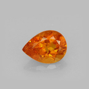 Clinohumite orange naturelle en forme de poire, 0,69 ct, VS-SI