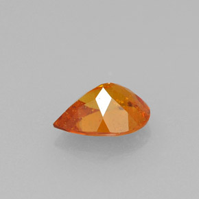Clinohumite orange naturelle en forme de poire, 0,69 ct, VS-SI