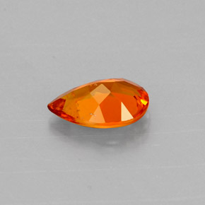 Clinohumite Jaune orange naturelle En forme de poire, 0.63 ct, VS-SI