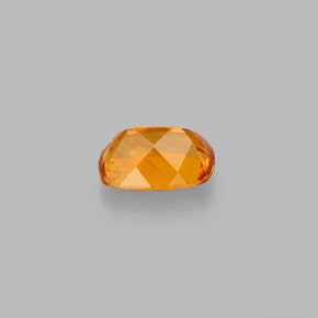 Clinohumite Jaune orange naturelle Coupe coussin, 0.59 ct, VS