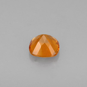Clinohumite Jaune orange naturelle Coupe coussin, 0.41 ct, VS