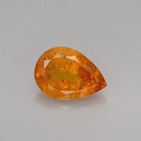 Clinohumite orange naturelle en forme de poire, 0,73 ct, VS-SI