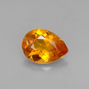 Clinohumite Jaune orange naturelle En forme de poire, 0.54 ct, VVS-VS