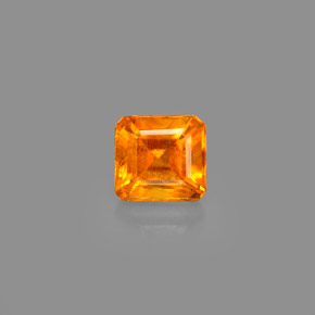 Clinohumite orange naturelle taille émeraude, 0,69 ct, VS-SI