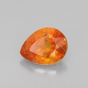 Clinohumite orange jaunâtre naturelle en forme de poire, 0,62 ct, VS-SI