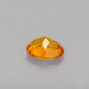 Clinohumite Jaune orange naturelle Coupe ovale, 0.41 ct, VS