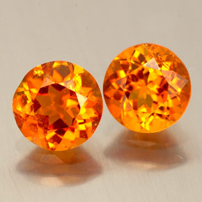 Achetez naturel ct Jaune orange Clinohumite gems, Coupe roude, En provenance Tadjikistan chez GemSelect. En stock, livraison internationale!