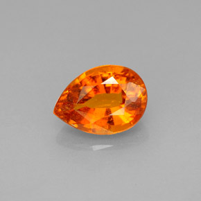 Clinohumite orange jaunâtre naturelle en forme de poire, 1,62 ct, SI
