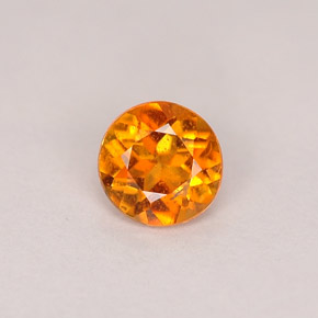 Clinohumite orange naturelle coupe roude, 0,46 ct, SI