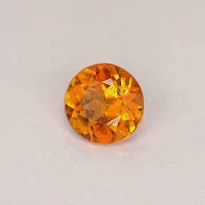 Clinohumite orange naturelle coupe roude, 0,46 ct, SI