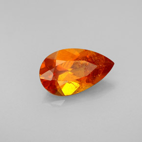 Clinohumite orange naturelle en forme de poire, 1,51 ct, VS-SI