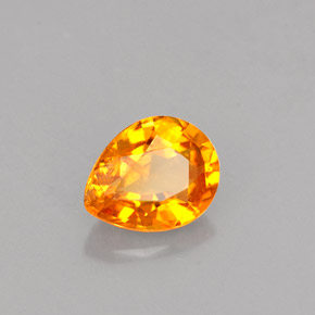 Clinohumite Jaune orange naturelle En forme de poire, 0.75 ct, VS-SI