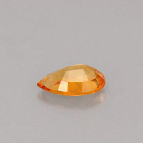 Clinohumite orange naturelle en forme de poire, 0,58 ct, VS-SI