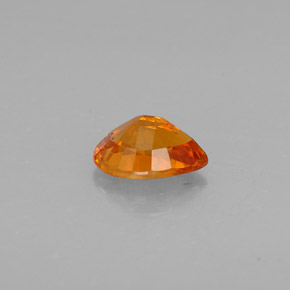 Clinohumite orange jaunâtre naturelle en forme de poire, 1,06 ct, VS-SI