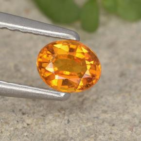 Clinohumite orange naturelle coupe ovale, 0,33 ct, VS-SI