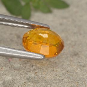 Clinohumite orange naturelle coupe ovale, 0,91 ct, VS-SI