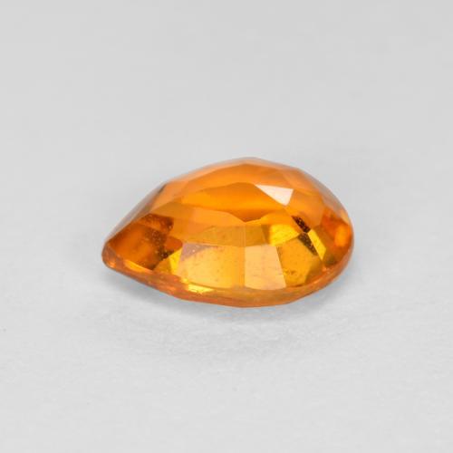 Clinohumite Choisissez votre pierre gemme parmi une grande variété de formes. naturelle En forme de poire, 0.47 ct, SI