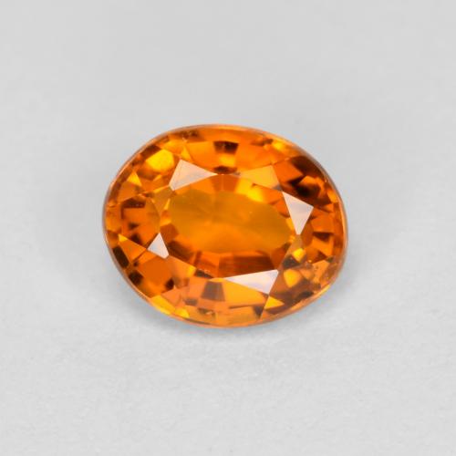 Clinohumite Abricot orange naturelle Coupe ovale, 0.38 ct, VS
