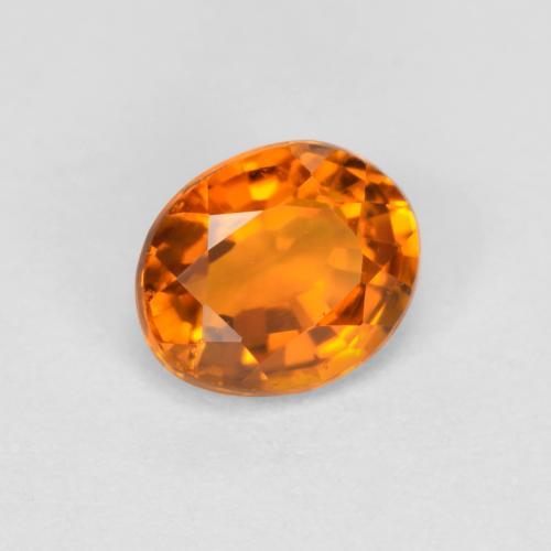 Clinohumite Abricot orange naturelle Coupe ovale, 0.38 ct, VS