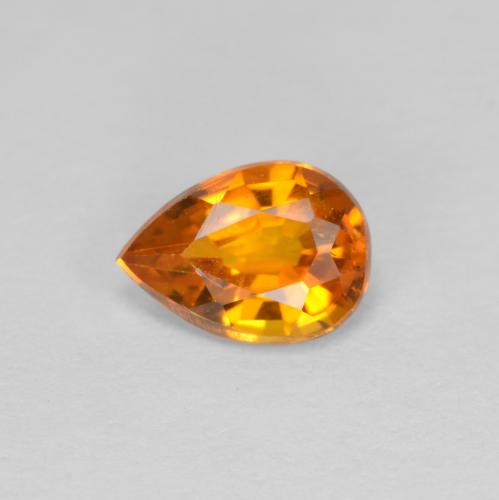 Clinohumite orange foncé naturelle en forme de poire, 0,80 ct, VS-SI