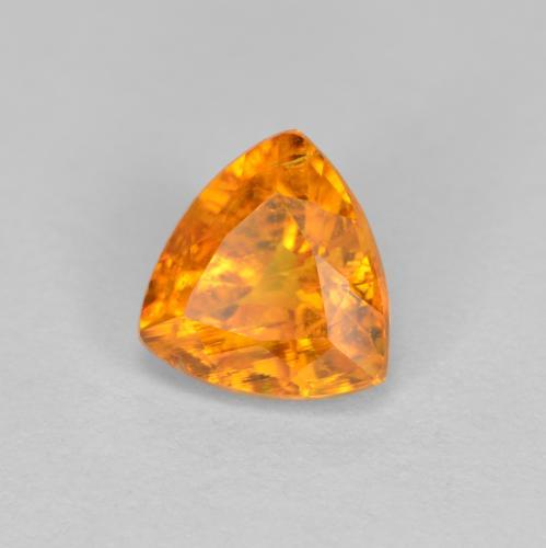 Clinohumite orange naturelle trillion, 1,20 ct, SI