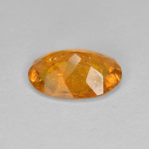 Clinohumite orange naturelle coupe ovale, 1,43 ct, SI
