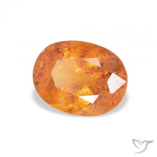 Clinohumite Orange rougeâtre naturelle ovale, 1.90 ct, SI-I1