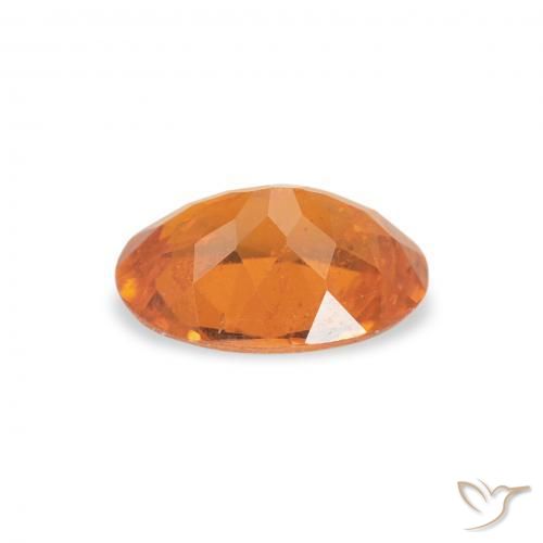 Clinohumite Orange moyen naturelle ovale, 0.75 ct, SI