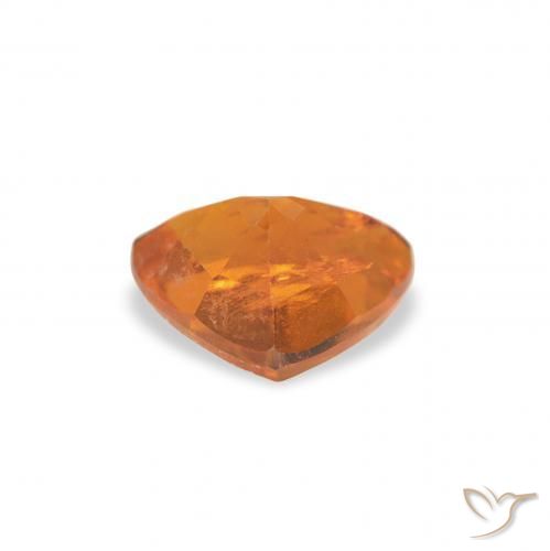 Clinohumite Orange moyen naturelle Trillion, 0.91 ct, SI