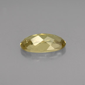 Diaspore à changement de couleur  naturelle coupe ovale, 2,20 ct, VS-SI