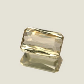 Diaspore à changement de couleur  naturelle taille émeraude, 0,95 ct, VVS-VS