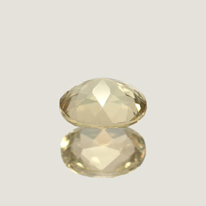 Diaspore à changement de couleur  naturelle coupe ovale, 0,83 ct, VVS-VS