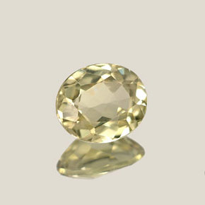Diaspore Couleur Changeant Vert / rose naturelle Coupe ovale, 0.85 ct, VVS