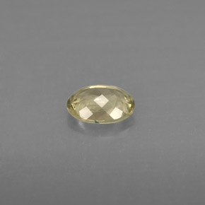 Diaspore à changement de couleur  naturelle coupe ovale, 0,67 ct, VS