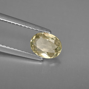 Diaspore à changement de couleur  naturelle coupe ovale, 0,77 ct, VS