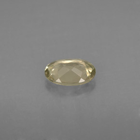 Diaspore à changement de couleur  naturelle coupe ovale, 0,77 ct, VS